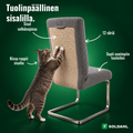 Klöra-tuolinpäällinen, jonka selkänojassa on sisal, osoittimet ja kissa, joka raapii sisalia