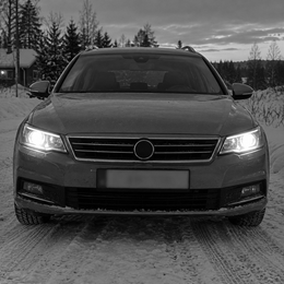 Pelkät auton lähivalot